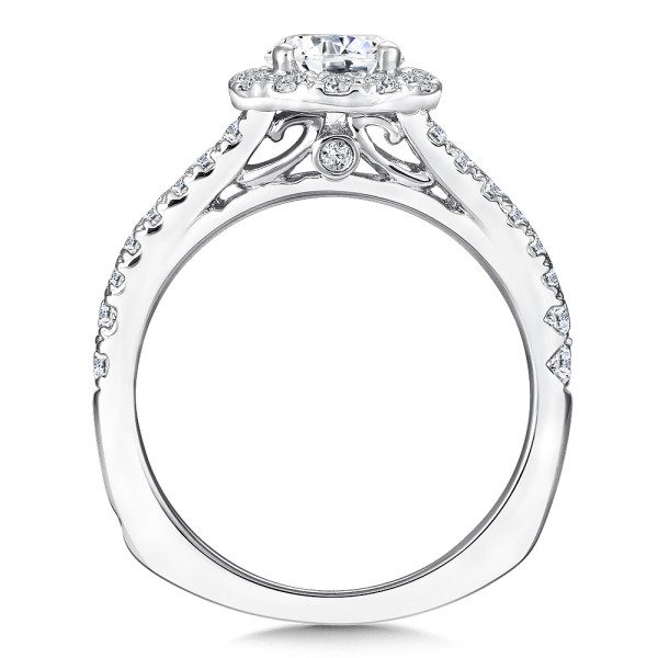 Round Halo Diamond Engagement Ring