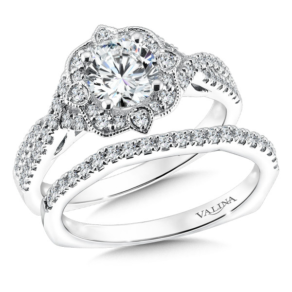 Floral Shape Halo Diamond Engagement Ring