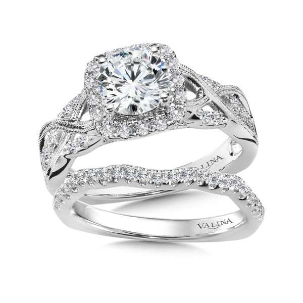 Diamond Halo Engagement Ring