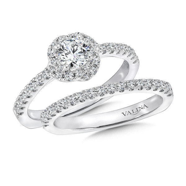 Floral Shape Halo Diamond Engagement Ring